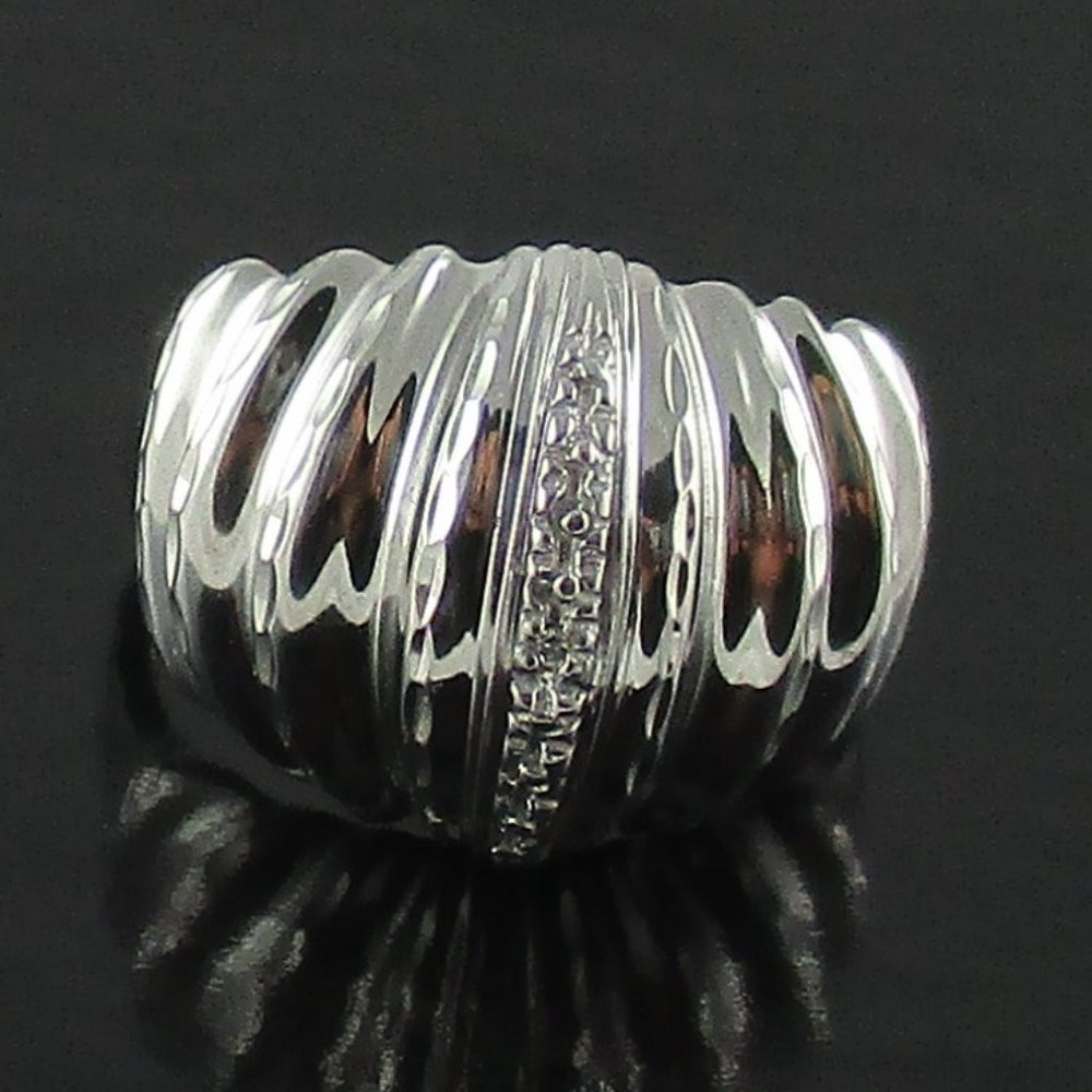 Michael Anthony Ribbed Diamond-Accented Dome Ring